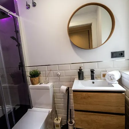 Apartamento Fantastic Brand New In Location Just Few Steps From The Slope! Private Parking