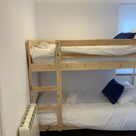 Fantastic Brand New In Location Just Few Steps From The Slope! Private Parking Sierra Nevada