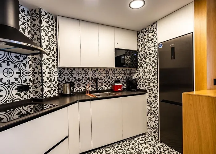 Fantastic Brand New In Location Just Few Steps From The Slope! Private Parking Apartman *