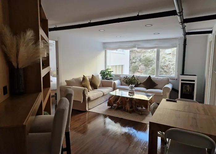 Fantastic Brand New In Location Just Few Steps From The Slope! Private Parking Apartman