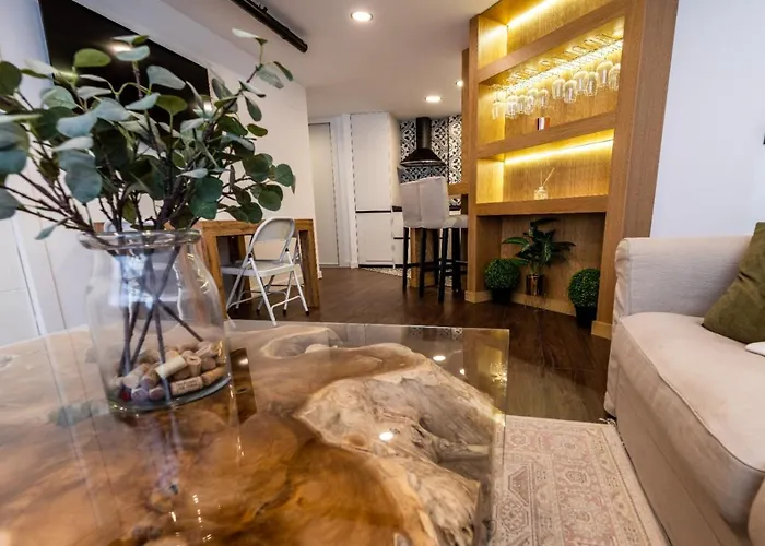 Fantastic Brand New In Location Just Few Steps From The Slope! Private Parking