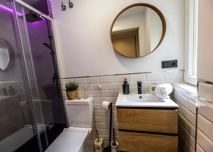 Daire Fantastic Brand New In Location Just Few Steps From The Slope! Private Parking